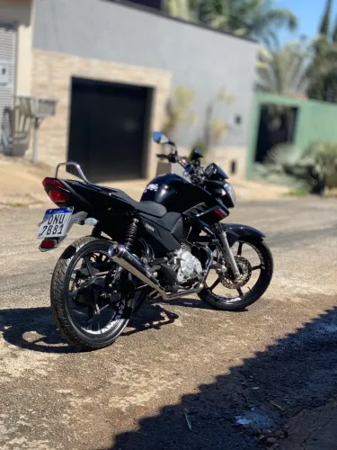 Fazer 150 preta