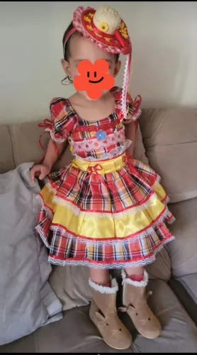 Vestido Festa Junina Tam. 2 usado 1 única vez