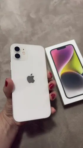 iPhone 12 128GB com 85% da bateria 