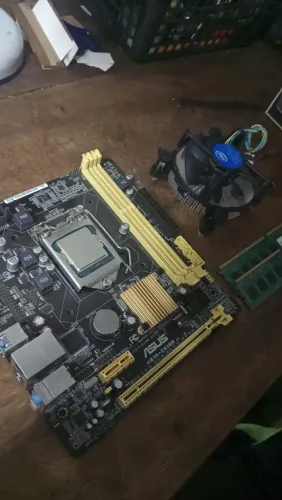 Kit i3 4170 (3.70ghz) + 16gb DDR3 (2x8) + Cooler