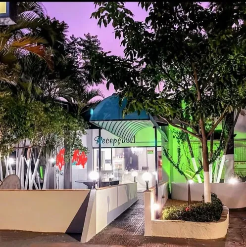 HOTEL PARA LOCAÇÃO EM ARARAQUARA-SP- 2850 M2, 96 APTOS, ÓTIMA LOCALIZAÇÃO, PISCINA.