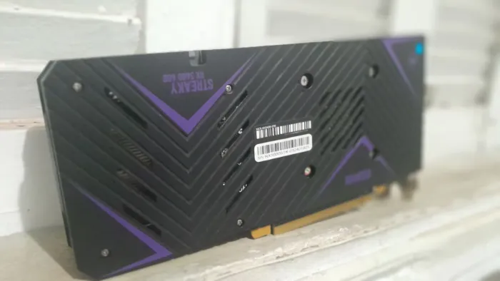 Vendo placa de vídeo Rx 5600 Streaky Mancer