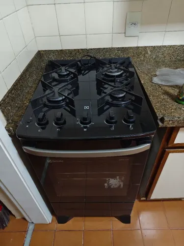 Fogão Electrolux FE4GP 4 Bocas com Mesa de Vidro ? Usado, Ótimo Estado