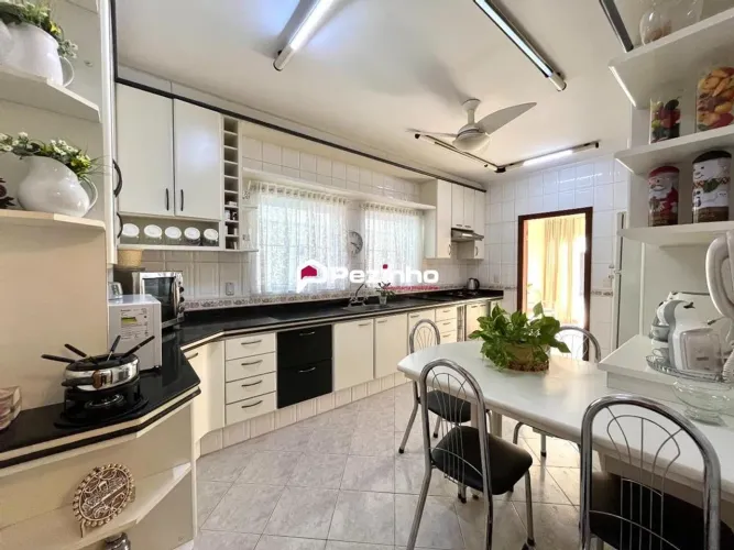 Casa à venda em Limeira, no Condomínio San Marino, com 4 quartos, com 298 m², Villa San Ma