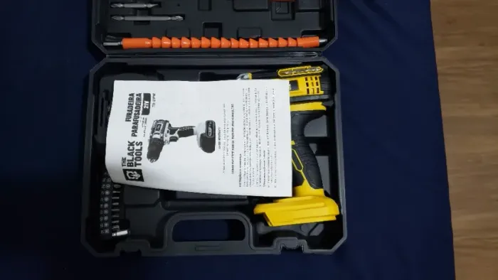 Parafusadeira e Furadeira Impacto The Black Tools TB-21PW-38 Amarela