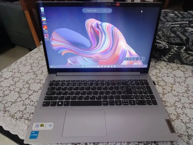 Notebook Lenovo IdeaPad i3