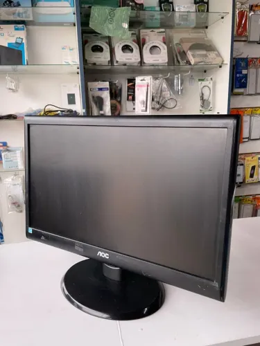 Monitor AOC 19 POL.