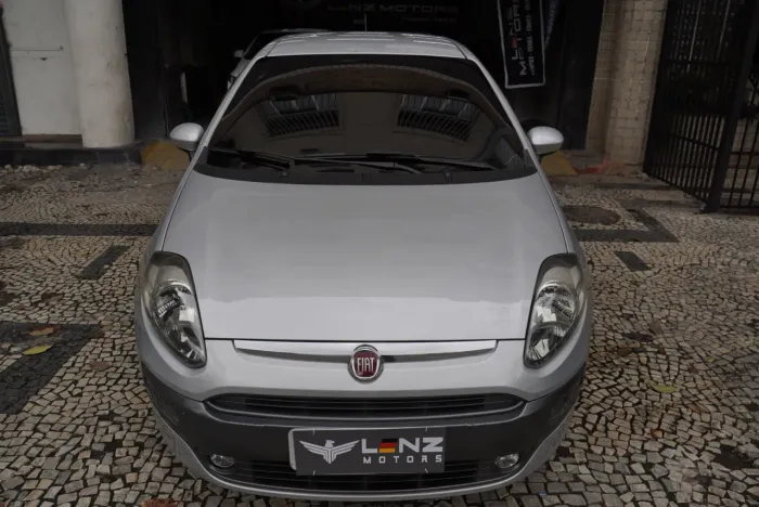 Fiat Punto Essence 1.6 Flex 16V 5P 2013