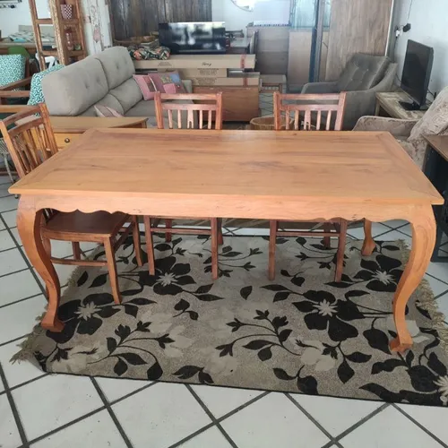 Mesa Pé Luis XV De Peroba Rosa 
