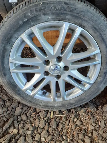 Jogo de Rodas Ford Focus 2012 originais S/Pneus 