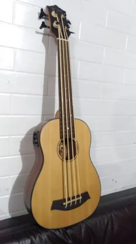 Ubass Tagima 30KB com bag