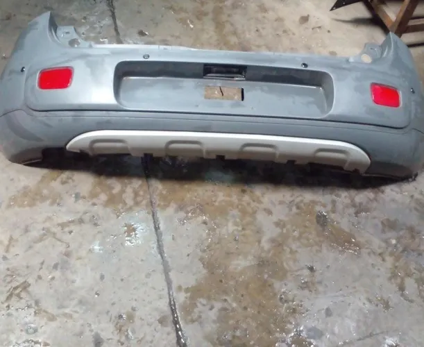 Para choque traseiro com sensor do novo Uno Way 2010 a 2015