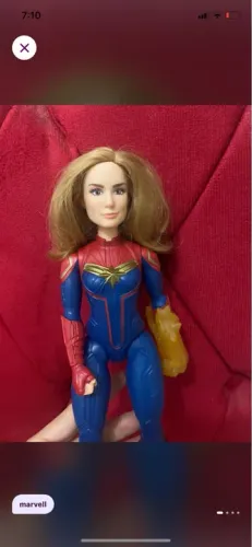 Mulher Marvell boneco