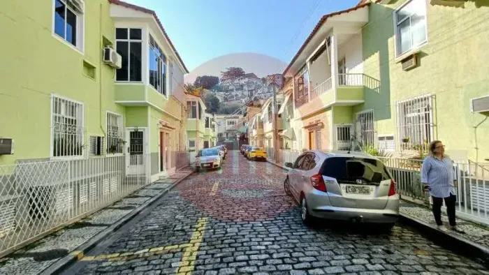 Casa de vila à venda 2 quartos com vaga - Tijuca - Rio de Janeiro