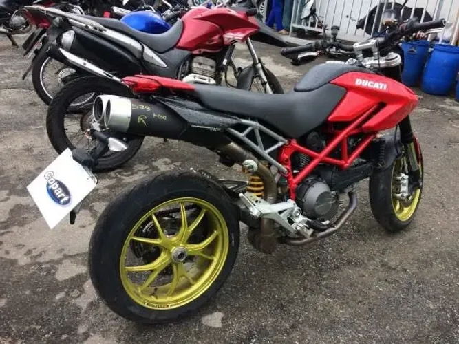Sucata de moto para venda de peças Ducati Hypermotard 1100 2011
