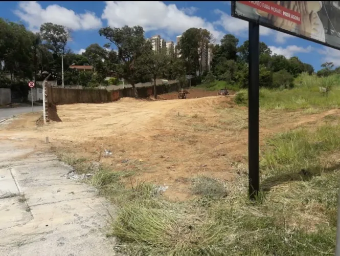 Área 2.000 m2 / AVENIDA PEREIRA INÁCIO, Jardim Santa Fé SOROCABA SP - VENDO