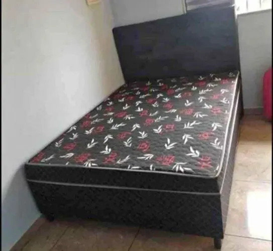 Acolhedora Cama box + Colchão Espuma NOVO