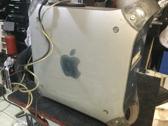 computador antigo apple  power mac g4