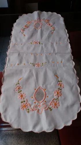 Centro de Mesa Bordado 