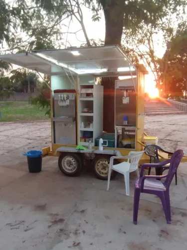 Maquinas de sorvete Italiano + trailer documentado (Food Truck)