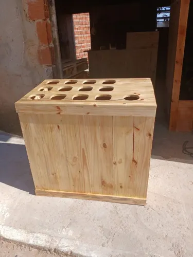 Balcão de madeira rústica