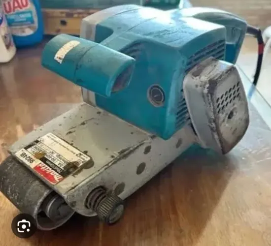 Plaina elétrica/ lixadeira 