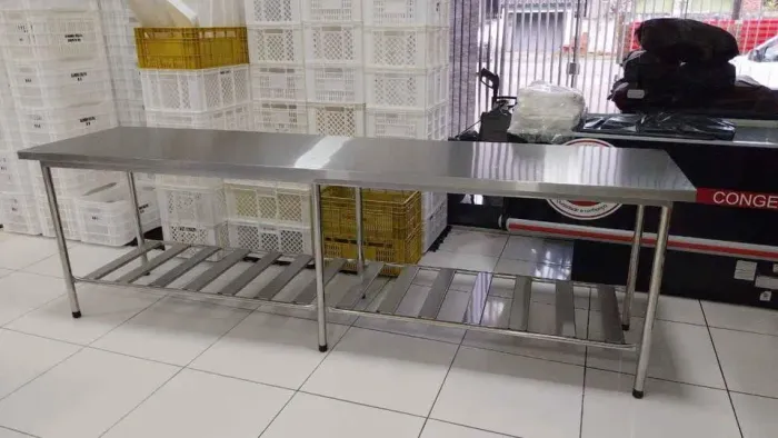 Mesa inox 2,90M X 0,70M entre em contato - Marcos