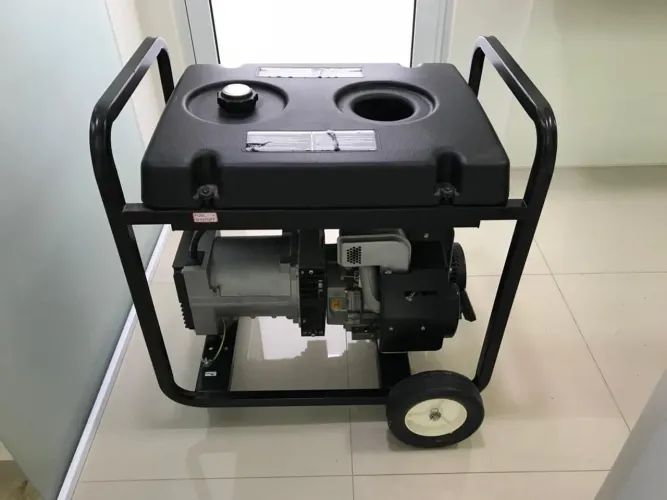 Gerador de Energia a Gasolina 110/220V