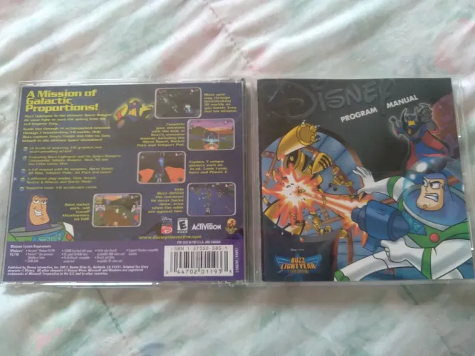 CD-ROM GAME BUZZ LIGHTYEAR OF STAR COMMANDO (MADE IN USA)