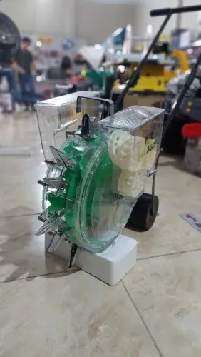 Plantadeira e Adubadeira de empurrar AG60 Allagri (Loja)