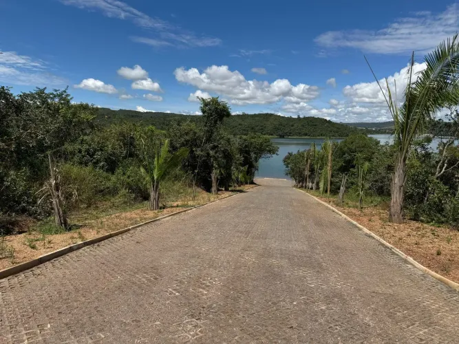 " Lote Vista Lago Corumbá IV ]