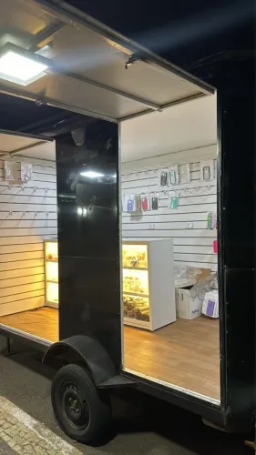 Trailer negócio único