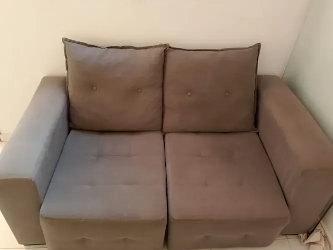 Sofá dois lugares