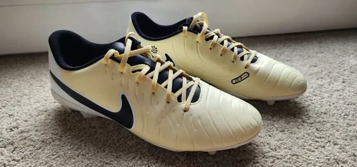 Chuteira Nike
