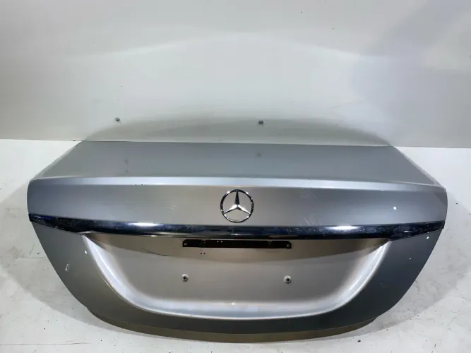 Tampa Porta Malas Traseira Mercedes Benz C180 C200 2019