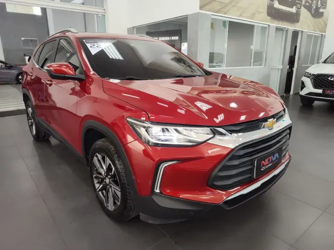 Tracker Premier 1.2 automático com teto solar 