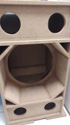 Caixa 18 polegadas Projeto em MDF