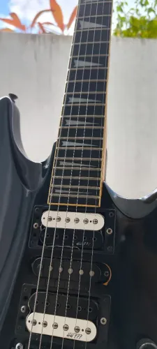 Guitarra Elétrica - Samick com captadores Malagoli