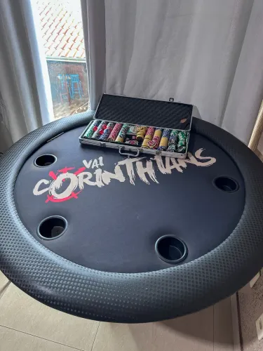 Mesa de Poker com 6 lugares, com porta copos
