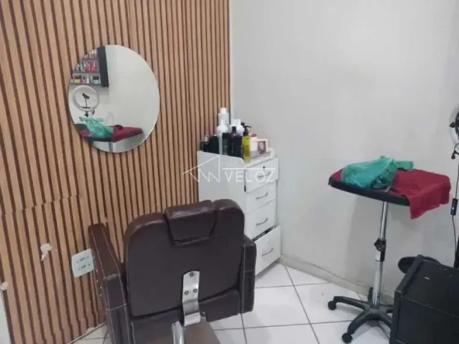 Apartamento : / Residencial / Glória