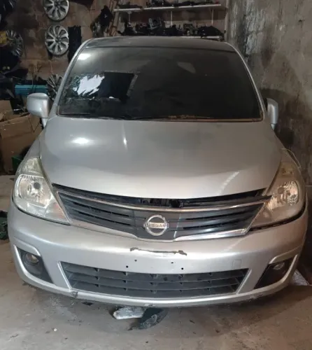 Sucata Nissan Tiida 1.8 2012 automático  para retirada de peças originais
