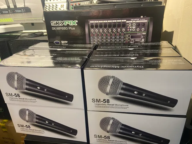 Microfone SM58 Skypix com fio 