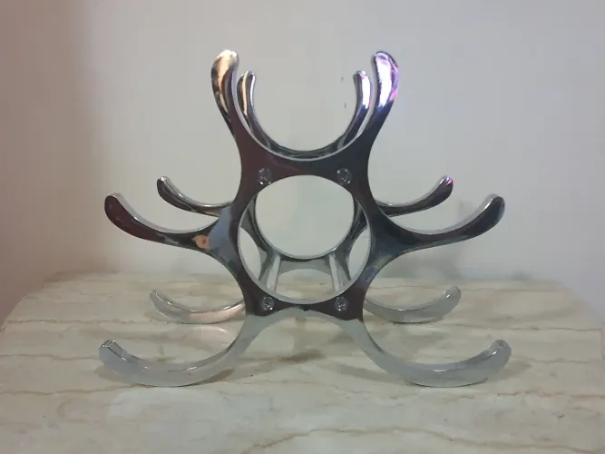 SUPORTE PARA VINHO EM ALUMÍNIO