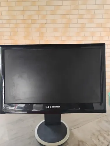 TV/Monitor 24" com defeito - regulagem de altura -iBuster