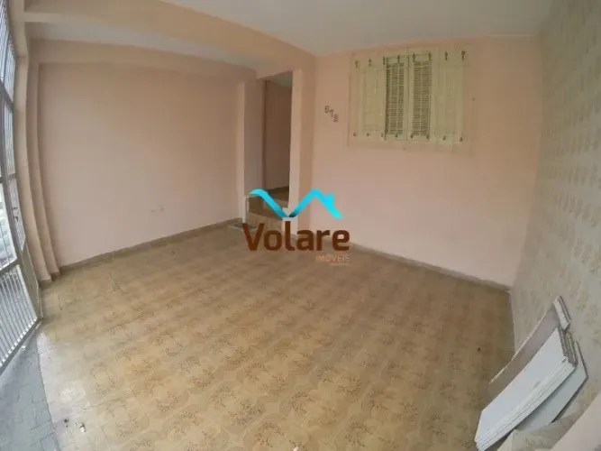 Imperdível! Casa à venda em Osasco-SP, Jardim das Flores com 2 quartos, 1 sala, 1 banheiro