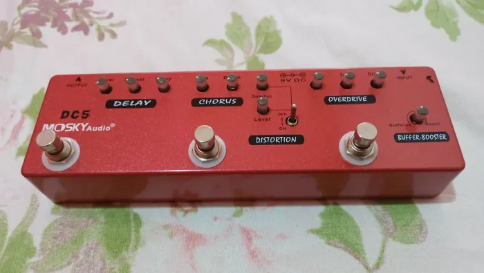Pedal Mosky DC5 - Delay, Chorus, Distortion, Overdrive e Buffer
