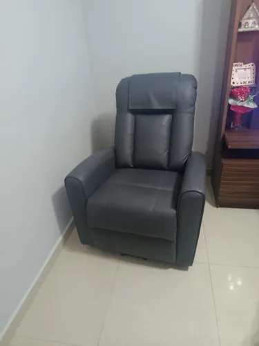 Poltrona Massageadora Reclinável Elevamed Dellamed