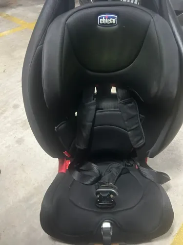 Cadeirinha de bebê para Carro Marca Chicco (Usado) 9kg a 36kg