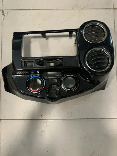 Painel Central Etios