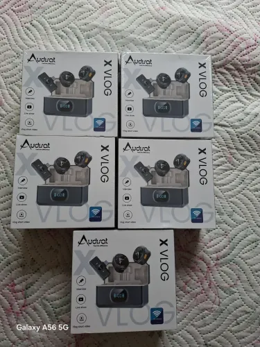 Microfone de lapela X vlog lacrado lançamento no Itaim Paulista ou Ferraz em SP